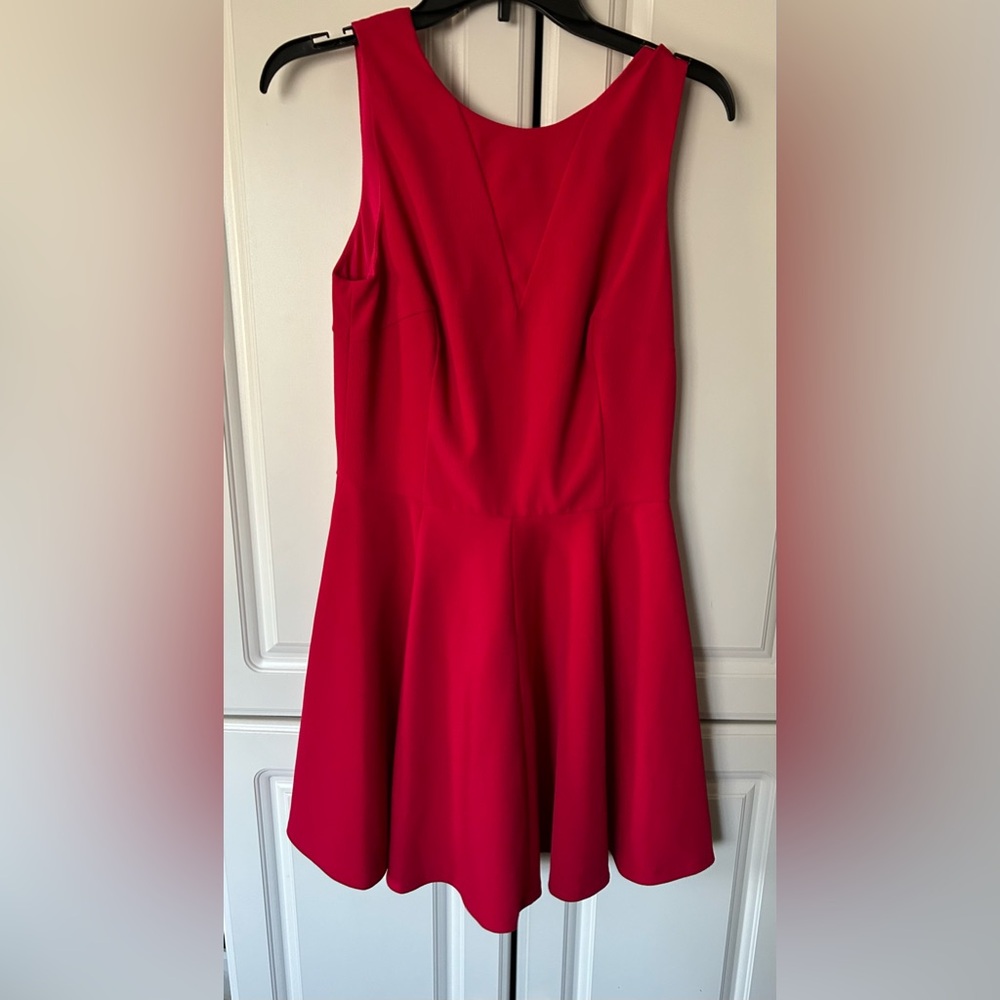 ARTELIER By Nicole Miller Festive Red Sleeveless Dress Size 8